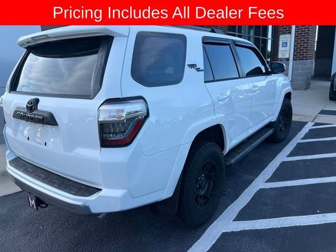 Used 2023 Toyota 4Runner TRD Off-Road Premium w/ Moonroof Package AWD/4WD image 12