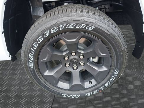 New 2026 RAM 1500 Express AWD/4WD image 23