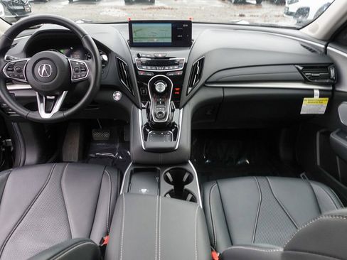 Certified 2025 Acura RDX w/ Technology Package image 27