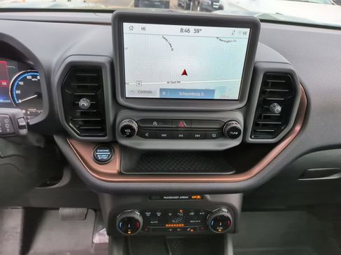 Used 2024 Ford Bronco Sport Outer Banks w/ Tech Package image 23