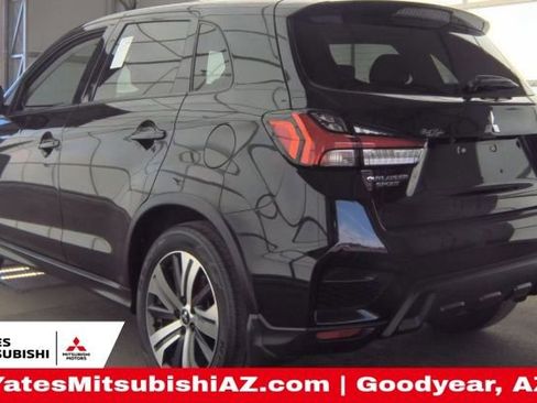 Used 2022 Mitsubishi Outlander Sport ES image 3