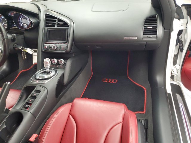 Used 2011 Audi R8 V10 AWD/4WD image 23
