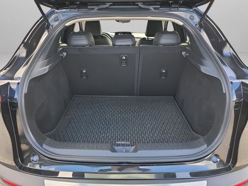 Used 2025 MAZDA CX-30 AWD 2.5 S w/ Preferred Package image 8