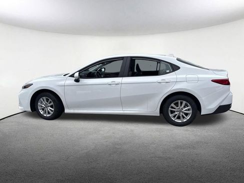 New 2026 Toyota Camry LE image 6