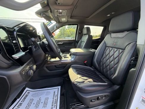 Certified 2026 Chevrolet Silverado 1500 RST AWD/4WD image 35