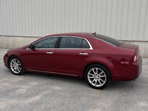 Used 2009 Chevrolet Malibu LTZ FWD image 6