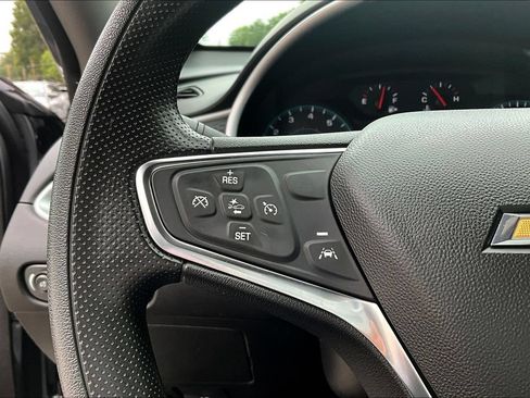 Used 2025 Chevrolet Malibu LT FWD image 11