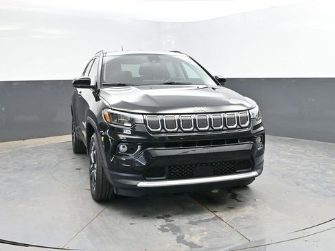 Used 2022 Jeep Compass Limited AWD/4WD image 4