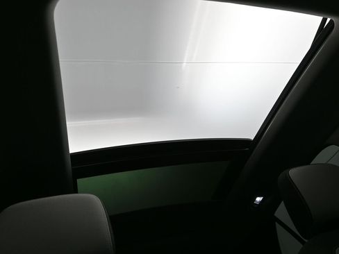 Used 2018 Chevrolet Equinox LT image 26