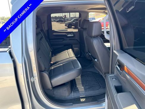 Used 2024 GMC Sierra 1500 Denali w/ Technology Package AWD/4WD image 11