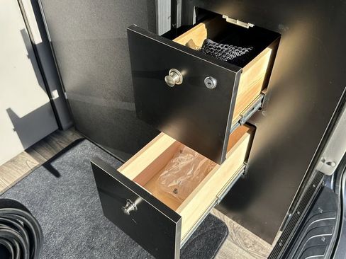 Used 2022 Mercedes-Benz Sprinter 3500 image 22