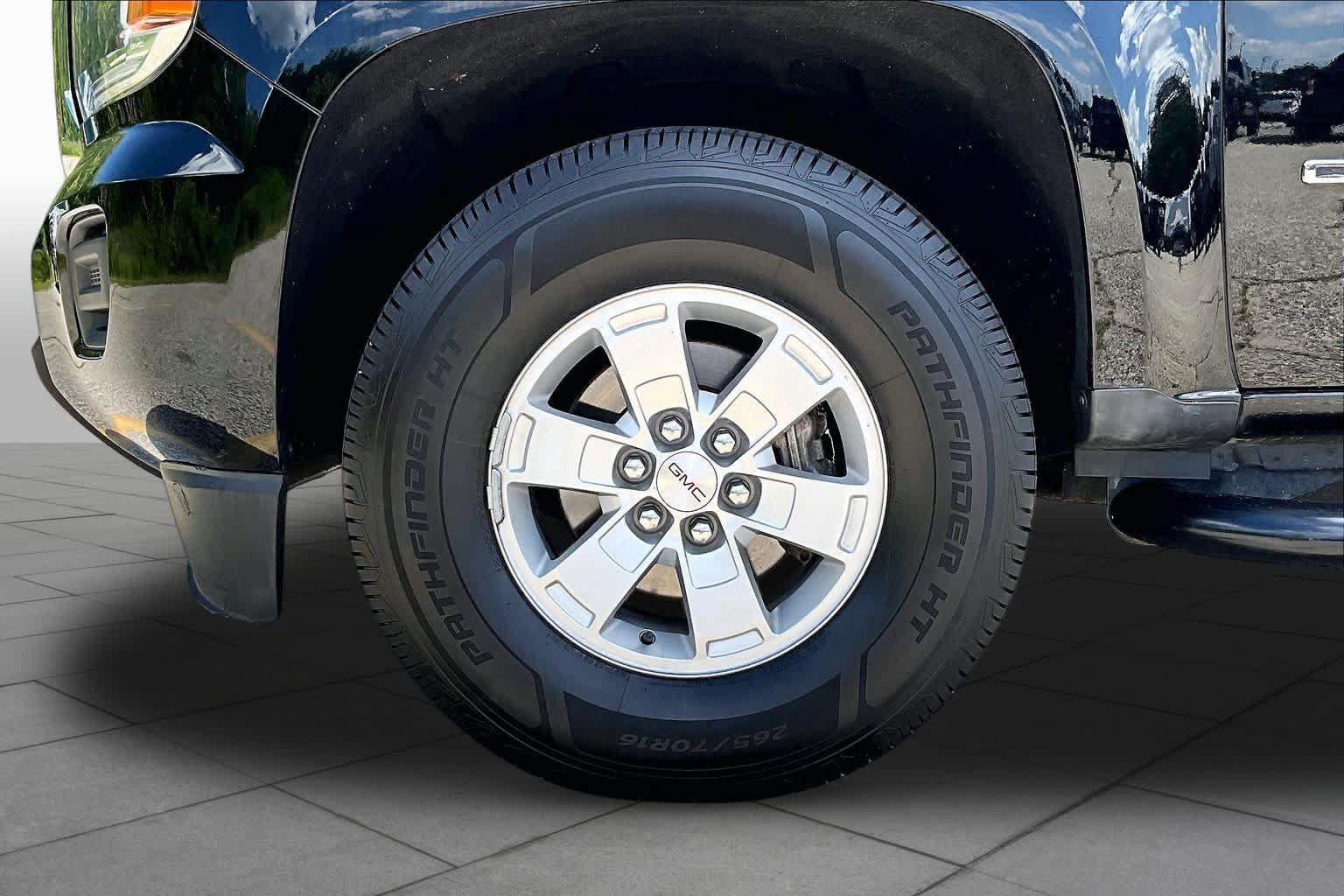 Used 2017 GMC Canyon SL RWD image 11