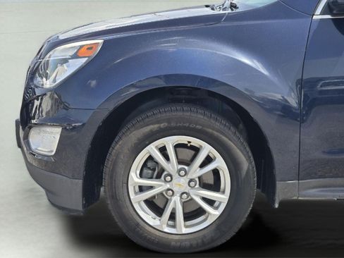 Used 2017 Chevrolet Equinox LT FWD image 9