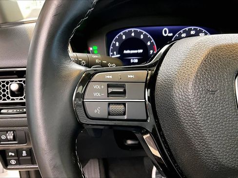 Used 2023 Honda Civic Touring image 23