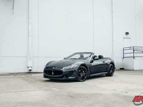Used 2017 Maserati GranTurismo MC RWD image 39