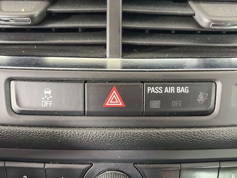 Used 2016 Buick Encore AWD image 21