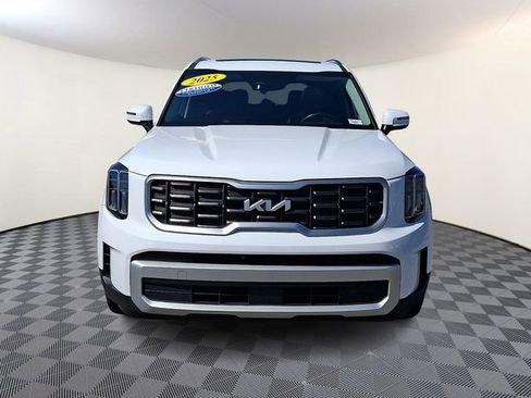 Certified 2025 Kia Telluride S image 2