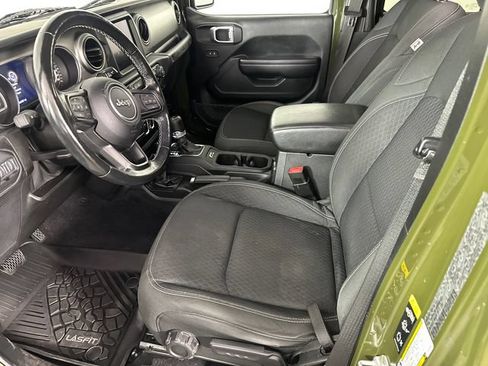 Used 2021 Jeep Wrangler Unlimited Sport AWD/4WD image 4
