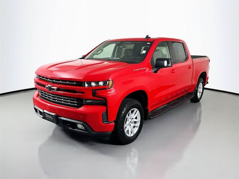 Used 2021 Chevrolet Silverado 1500 RST w/ Convenience Package II AWD/4WD image 4