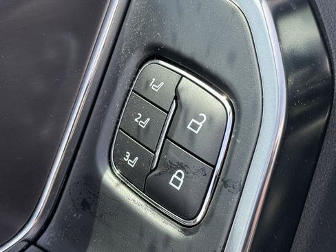 New 2025 Ford F150 Platinum w/ Equipment Group 702A High image 6