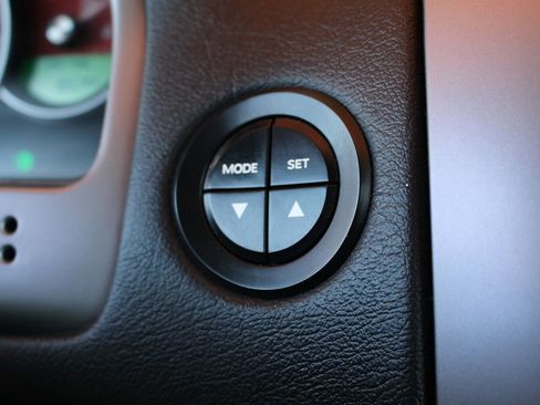 Used 2006 Pontiac GTO image 19