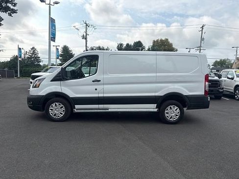 Certified 2025 Ford Transit 250 Low Roof w/ Exterior Upgrade Package RWD image 4