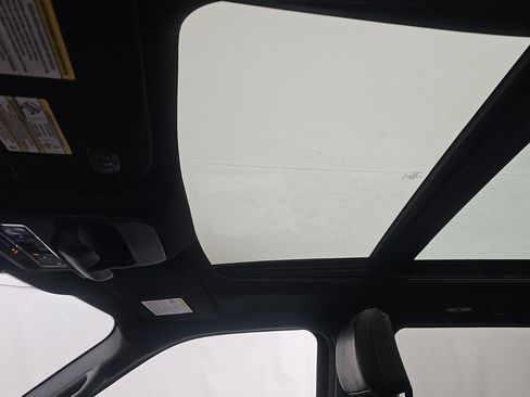 Used 2022 Ford F150 Lariat image 17