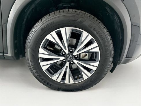 Used 2023 Nissan Rogue SV FWD image 30