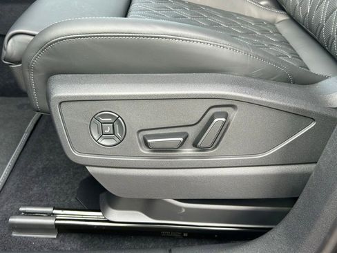 New 2026 Audi SQ5 Premium Plus AWD/4WD image 22