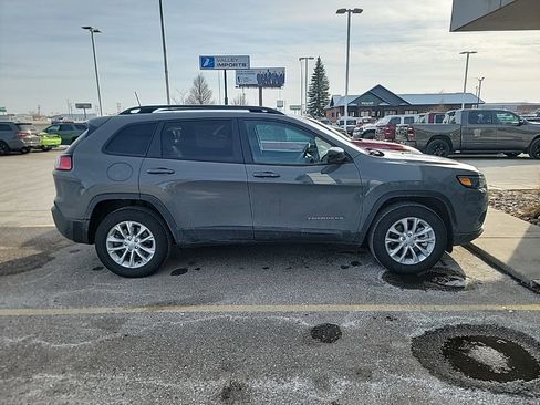 Used 2022 Jeep Cherokee Latitude Lux image 7