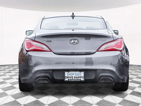 Used 2013 Hyundai Genesis 2.0T image 12