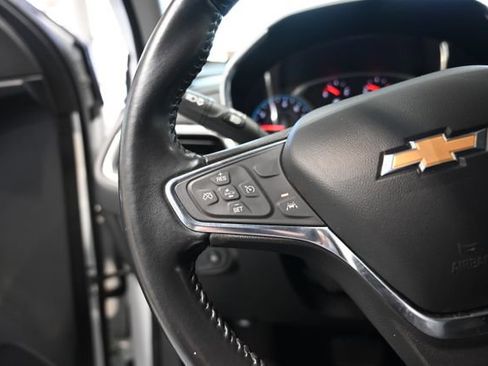 Used 2021 Chevrolet Equinox LT image 22