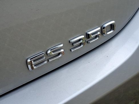 Used 2019 Lexus ES 350 image 9