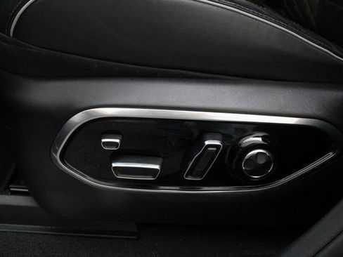 Used 2022 Jeep Grand Cherokee Summit image 29