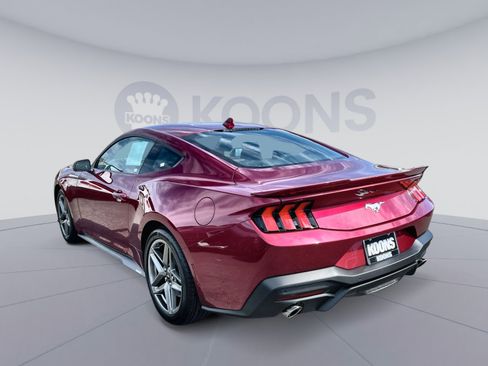 Used 2026 Ford Mustang Coupe RWD image 8