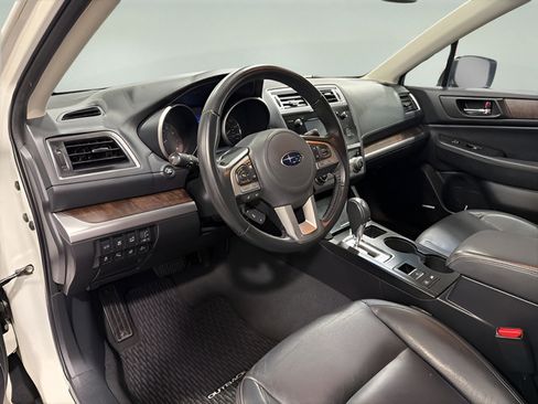 Used 2016 Subaru Outback 2.5i Limited AWD/4WD image 11