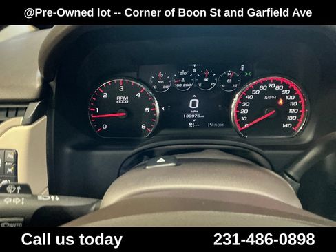 Used 2016 GMC Yukon XL Denali w/ Open Road Package AWD/4WD image 21