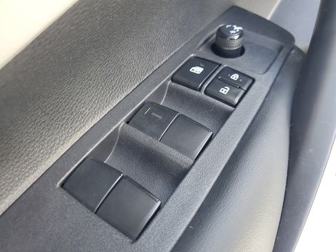 Certified 2024 Toyota Corolla SE FWD image 19