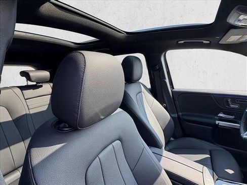 Certified 2026 Mercedes-Benz GLB 250 image 23