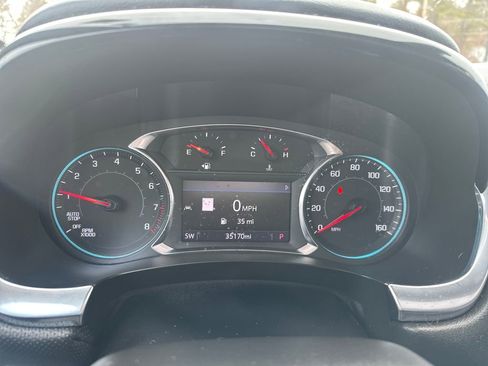 Used 2023 Chevrolet Traverse RS image 15