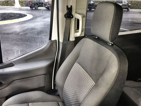 Used 2025 Ford Transit 350 XLT image 24