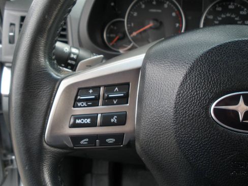 Used 2013 Subaru Outback 2.5i Premium AWD/4WD image 33