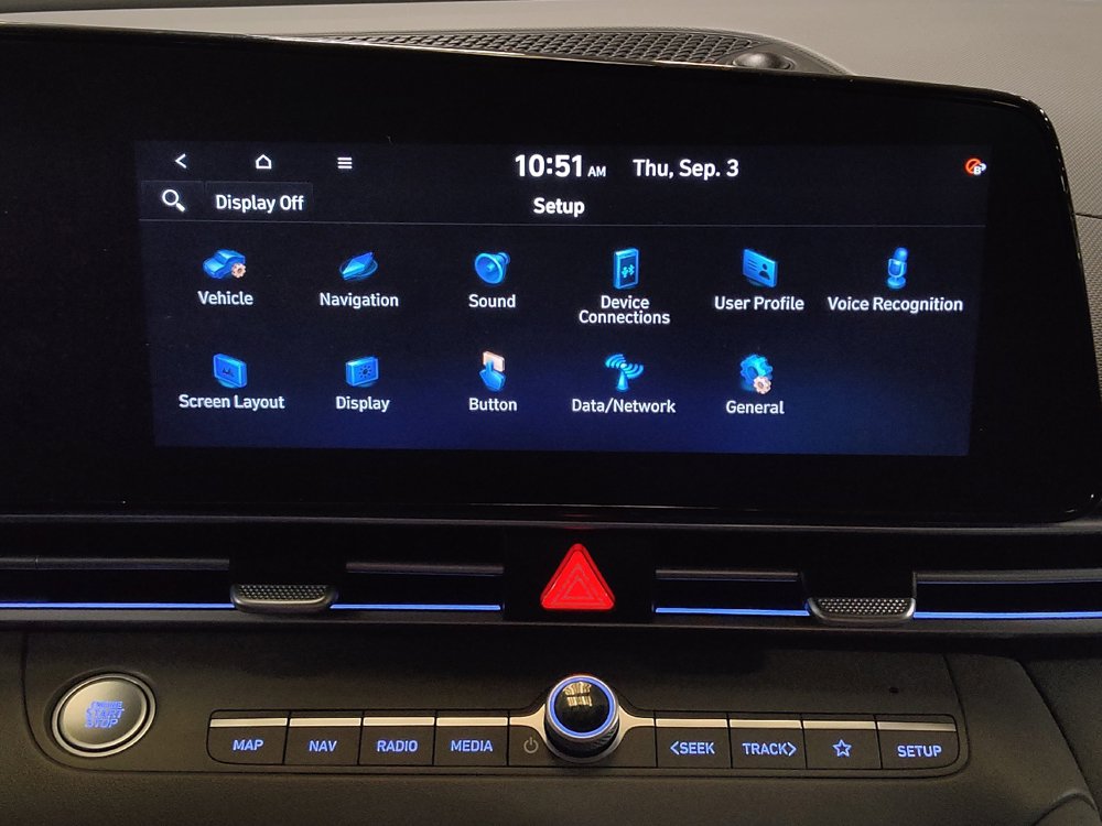 Used 2025 Hyundai Elantra SEL FWD image 25