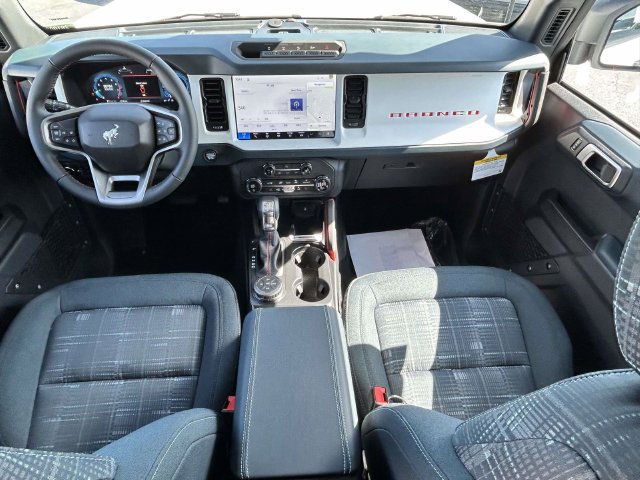 New 2026 Ford Bronco Heritage Edition AWD/4WD image 6