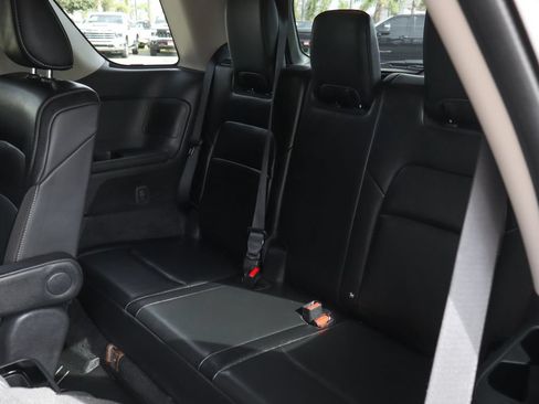 Used 2024 Nissan Pathfinder SL w/ SL Premium Package FWD image 44