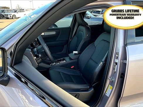 New 2026 Volvo XC40 B5 Plus w/ Protection Package Premier image 33