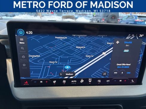 Used 2025 Ford Maverick Lariat w/ 4K Tow Package image 26