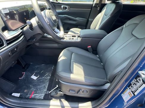 New 2025 Kia Sorento S w/ Panoramic Sunroof Package image 9