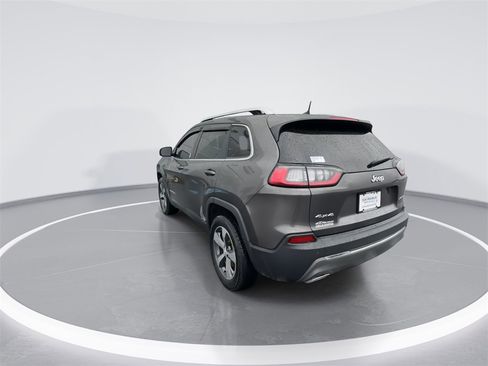 Used 2019 Jeep Cherokee Limited image 6