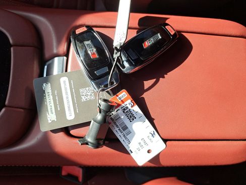 Used 2024 Audi RS e-tron GT w/ Carbon Performance Package image 10